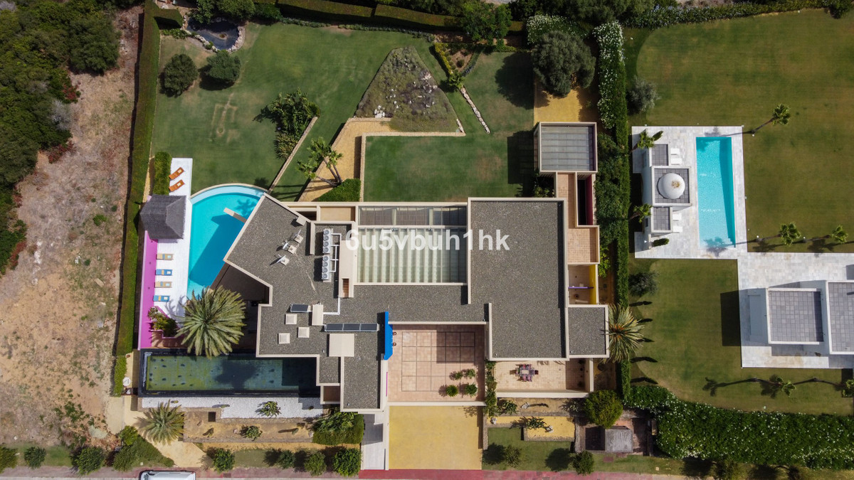 6 Bedroom Detached Villa For Sale Sotogrande, Costa del Sol - HP4167175