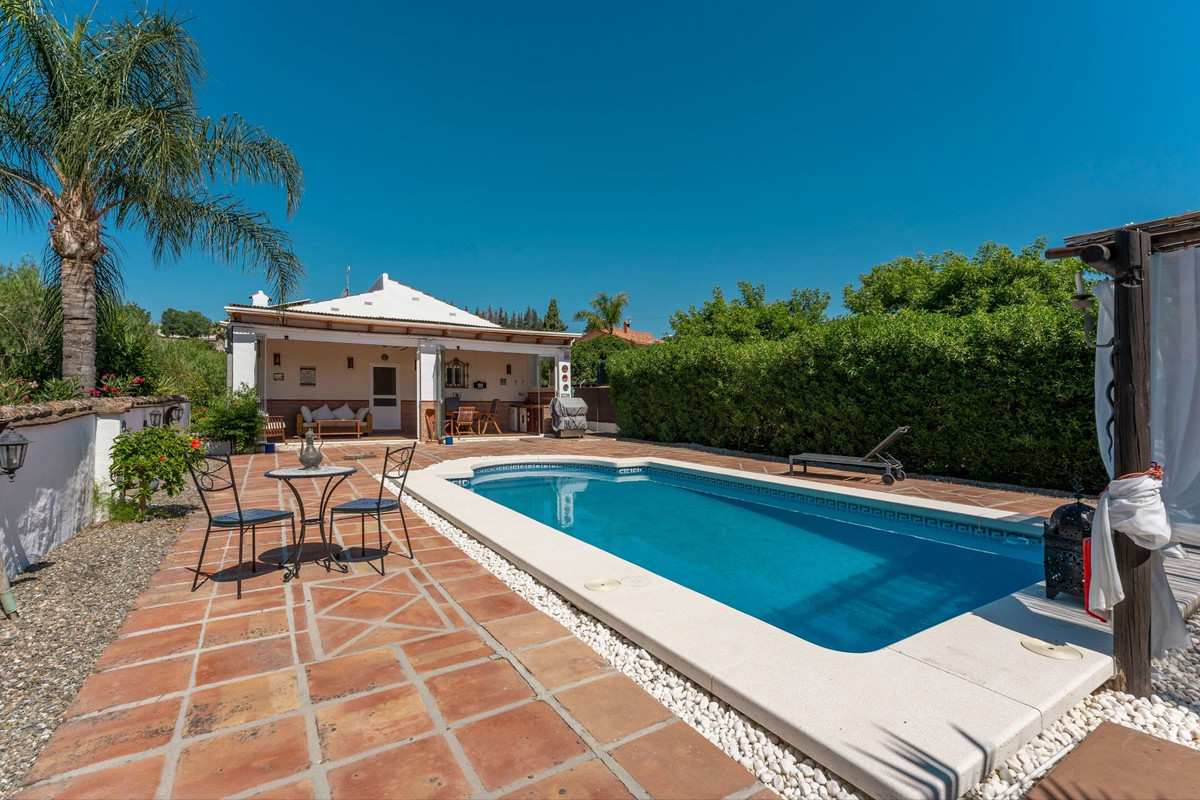 2 bed, 2 bath Villa - Detached - for sale in Coín, Málaga, for 315,000 EUR