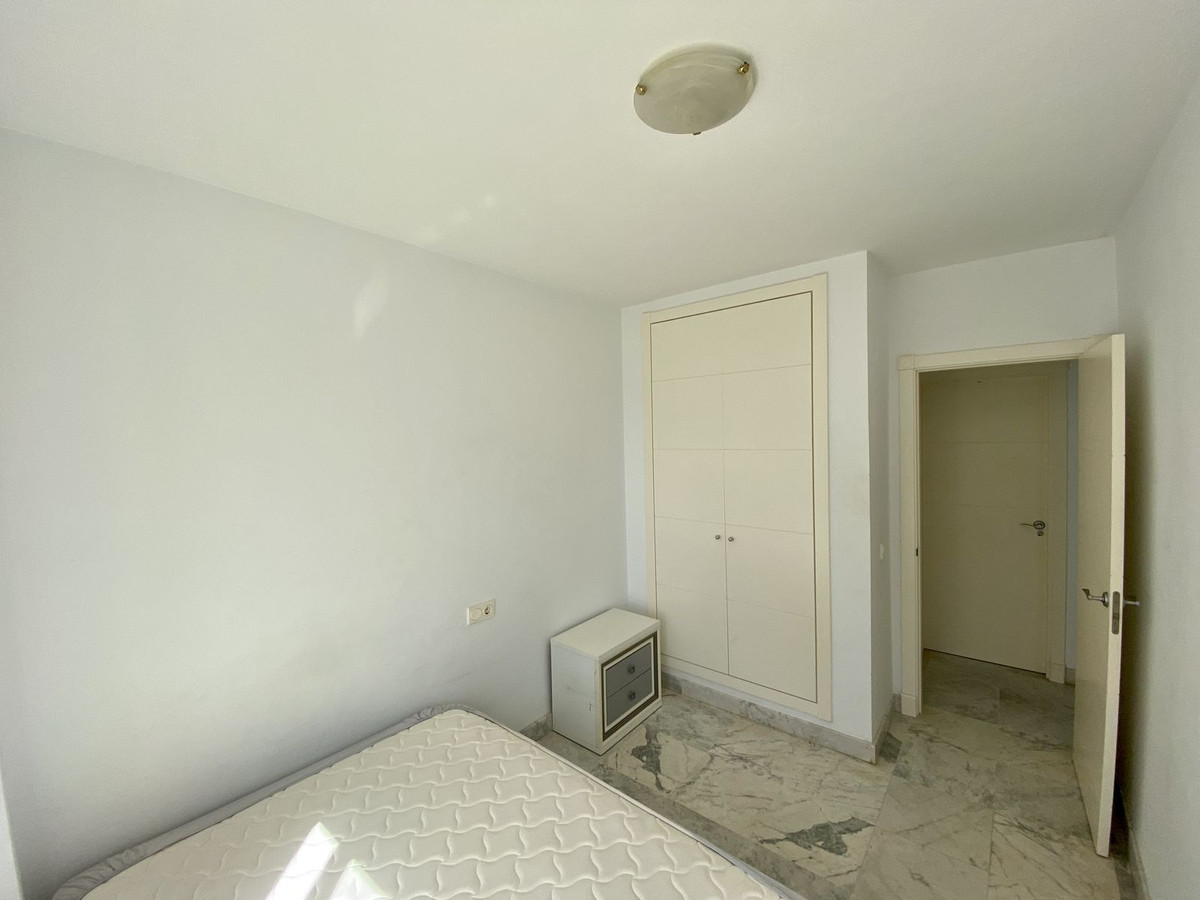 3 bedroom Apartment For Sale in Benalmadena Costa, Málaga - thumb 12
