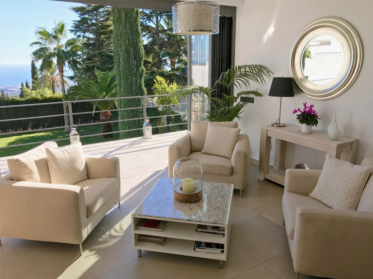 8 bedroom Villa For Sale in Mijas, Málaga