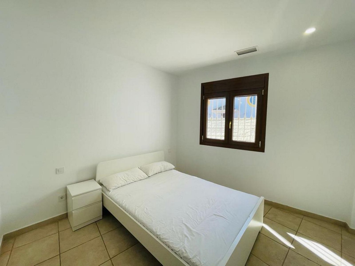 Apartamento con 4 Dormitorios en Venta Benahavís