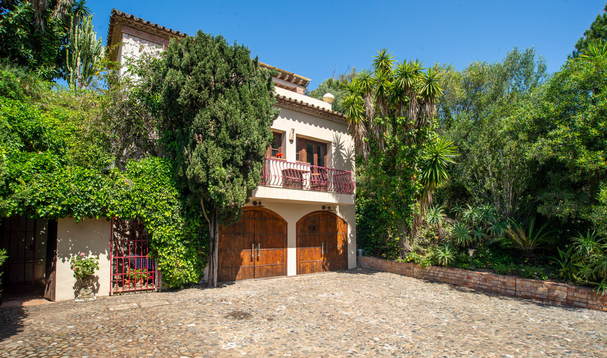 Villa te koop in San Pedro de Alcántara R4058548