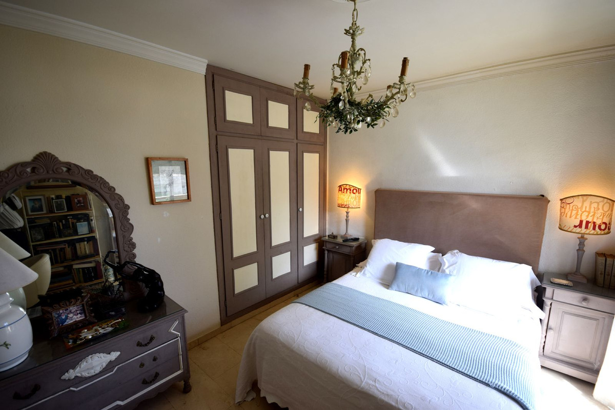 2 bedroom Apartment For Sale in Nueva Andalucía, Málaga - thumb 12
