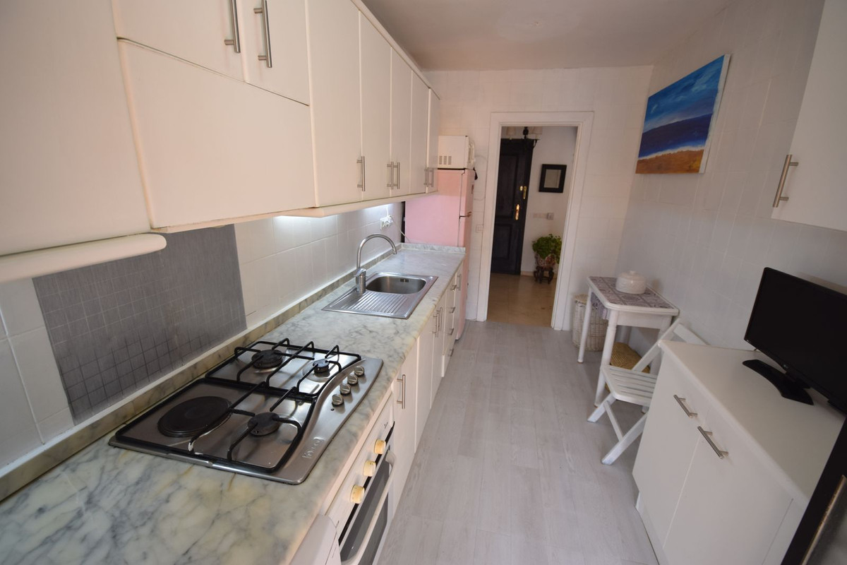 2 bedroom Apartment For Sale in Nueva Andalucía, Málaga - thumb 7