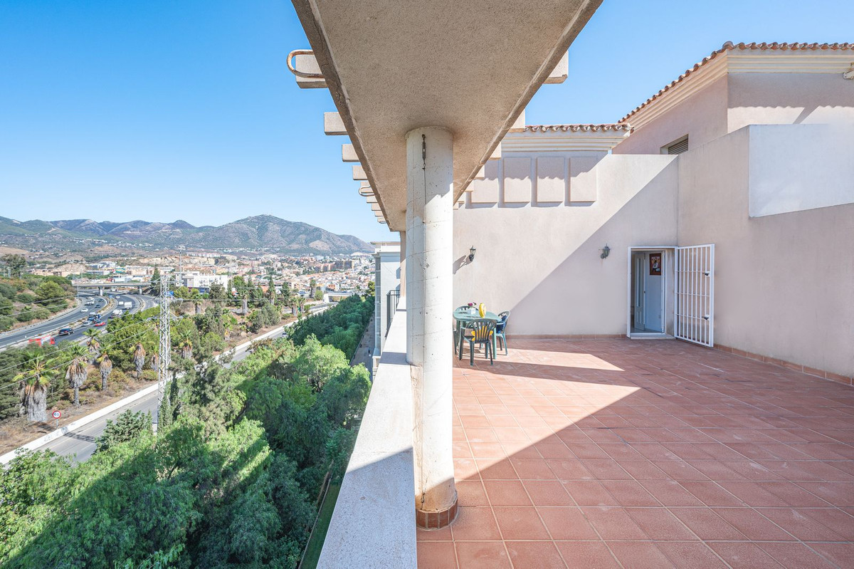3 bedroom Apartment For Sale in Fuengirola, Málaga - thumb 10