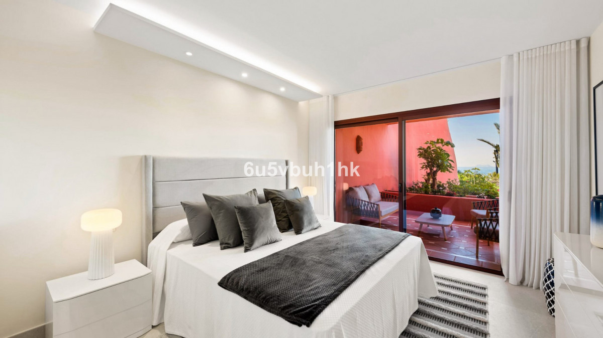 3 bedroom Apartment For Sale in Estepona, Málaga - thumb 9