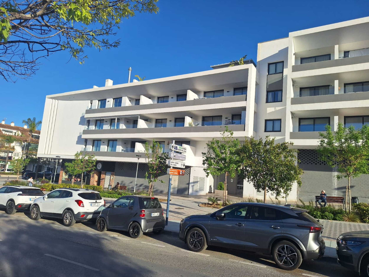 Apartamento con 1 Dormitorios en Venta San Pedro de Alcántara