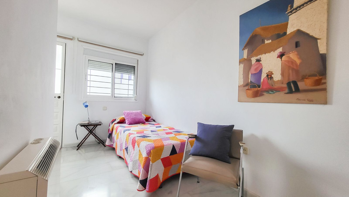 Villa con 6 Dormitorios en Venta Málaga