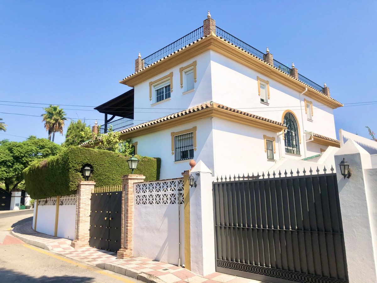 Vrijstaande Villa te koop in San Pedro de Alcántara R3952078