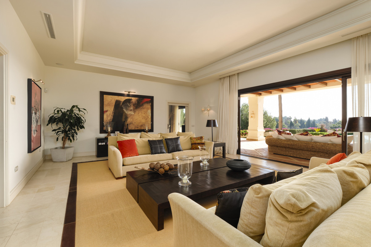 10 Bedroom Villa For Sale - Sierra Blanca