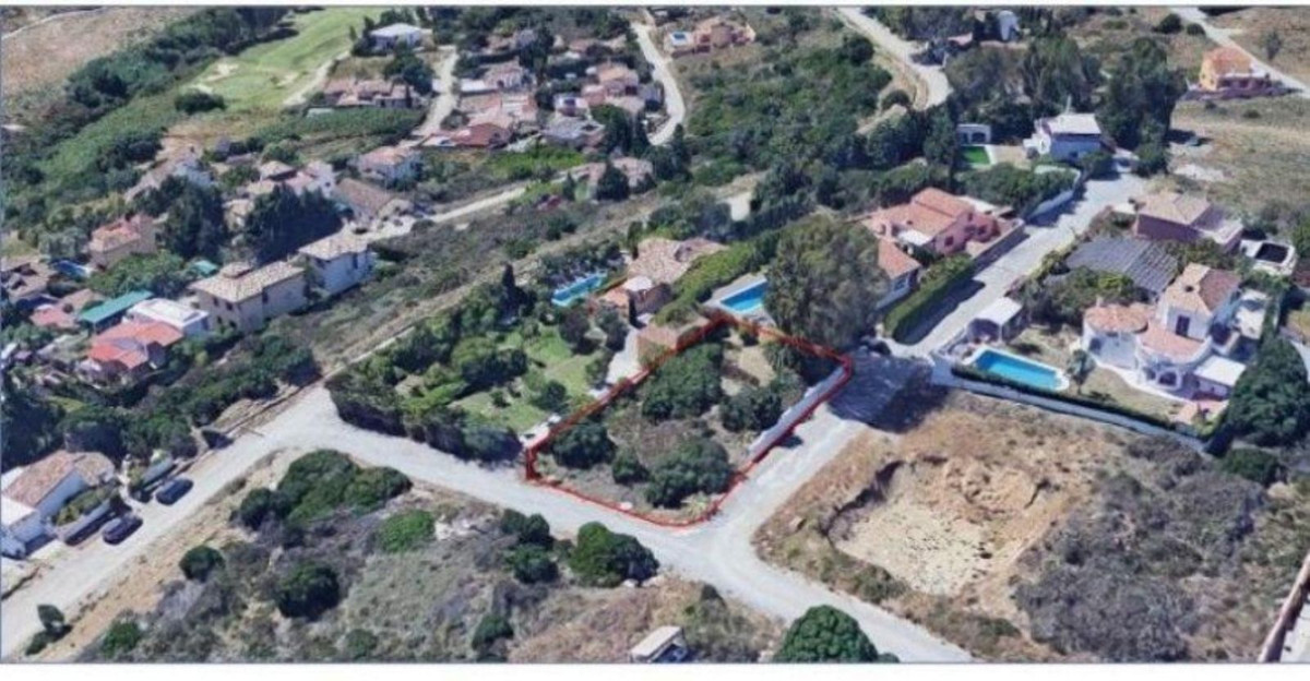 Residential Plot, Valle Romano, Costa del Sol.
Garden/Plot 500 m².

Setting : Close To Schools, Urba, Spain