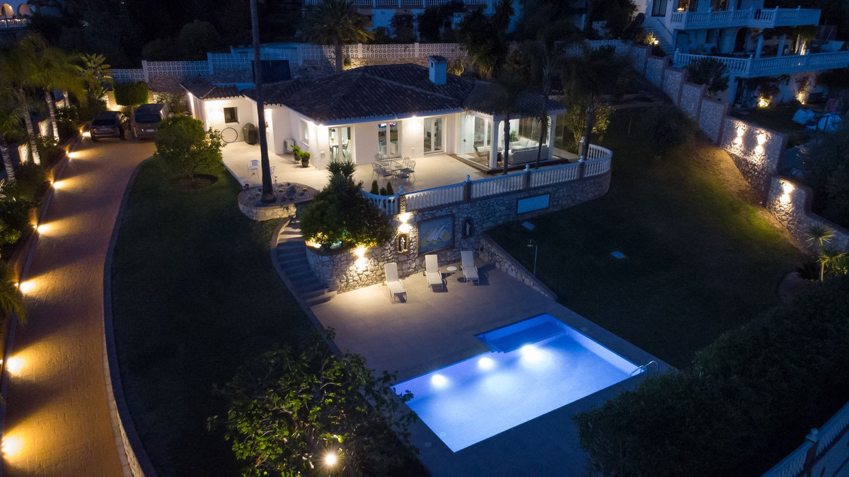 Villa te koop in Mijas Costa R4641241