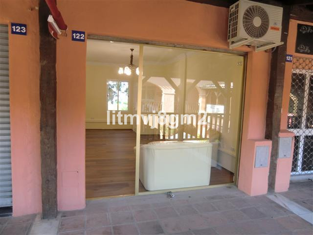 Commercial Office in Calahonda, Costa del Sol
