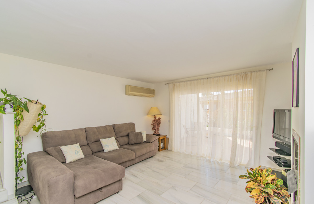 3 bed Property For Sale in Atalaya, Costa del Sol - thumb 14