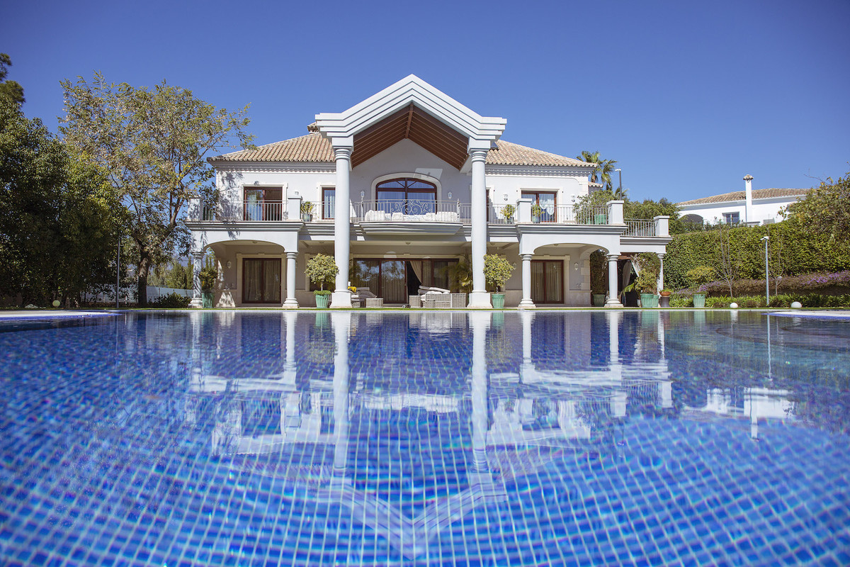 Detached Villa for sale in El Rosario R3788650