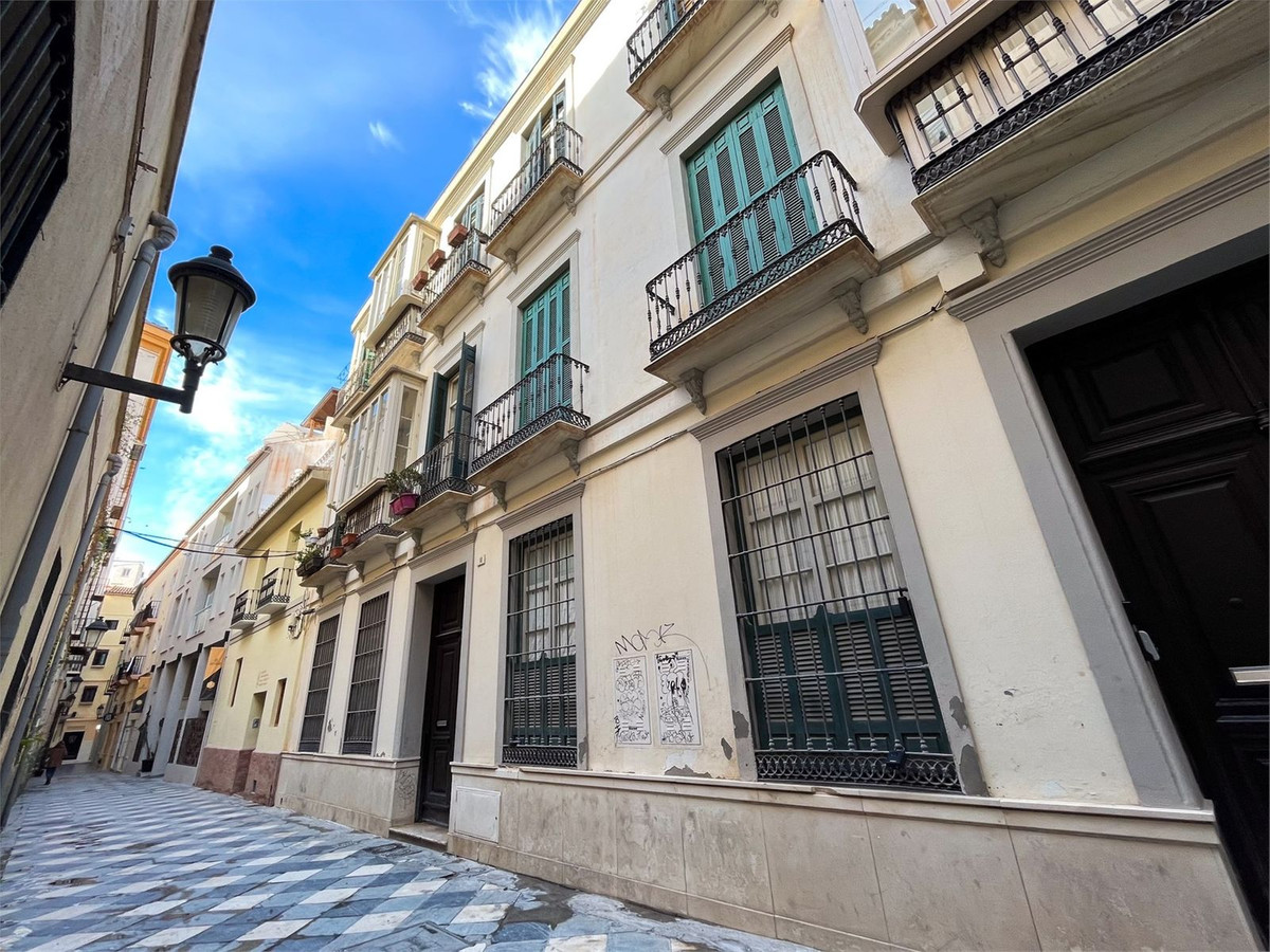 Top Floor Apartment for sale in Málaga Centro, Costa del Sol