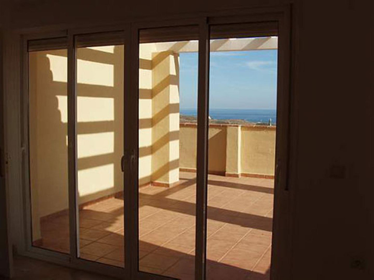 Villa con 4 Dormitorios en Venta Riviera del Sol