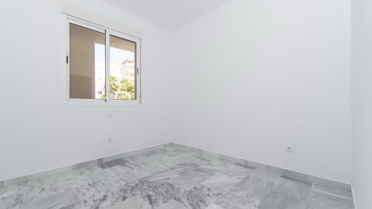 Appartement te koop in Riviera del Sol R4238161