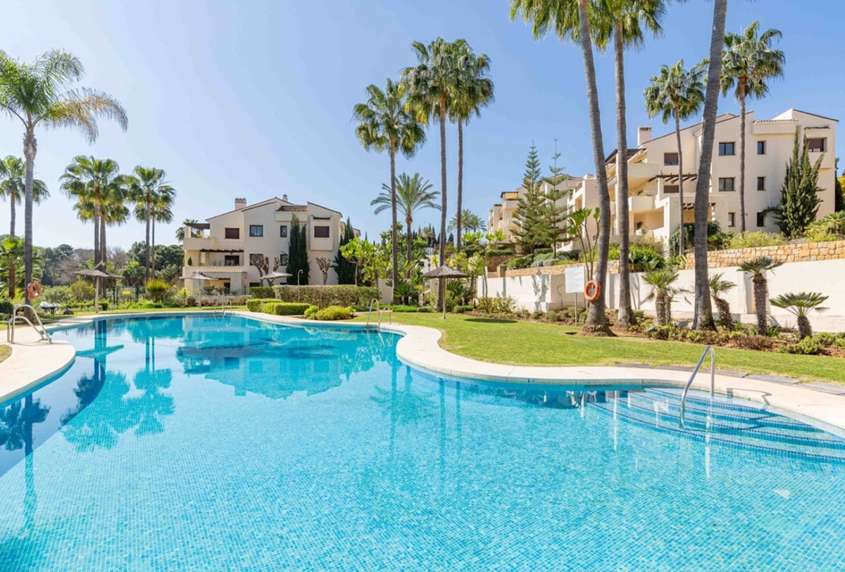 Lovely 3 bed 2 bath levated ground floor apartment with  nice views to the pools, gardens and golf c, Spain