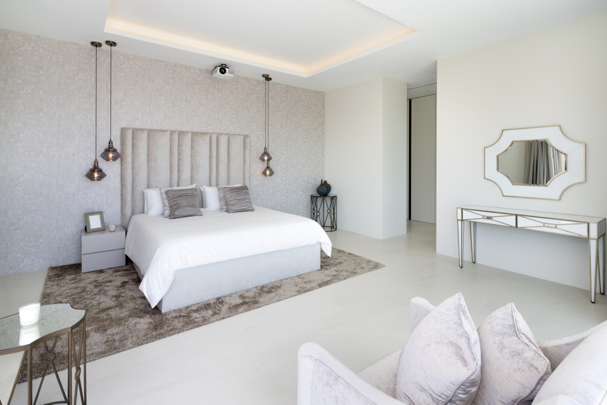 8 Bedroom Detached Villa For Sale Nagüeles
