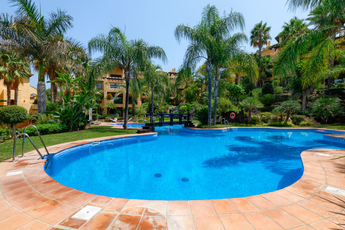 3 bed Property For Sale in Atalaya, Costa del Sol - thumb 2