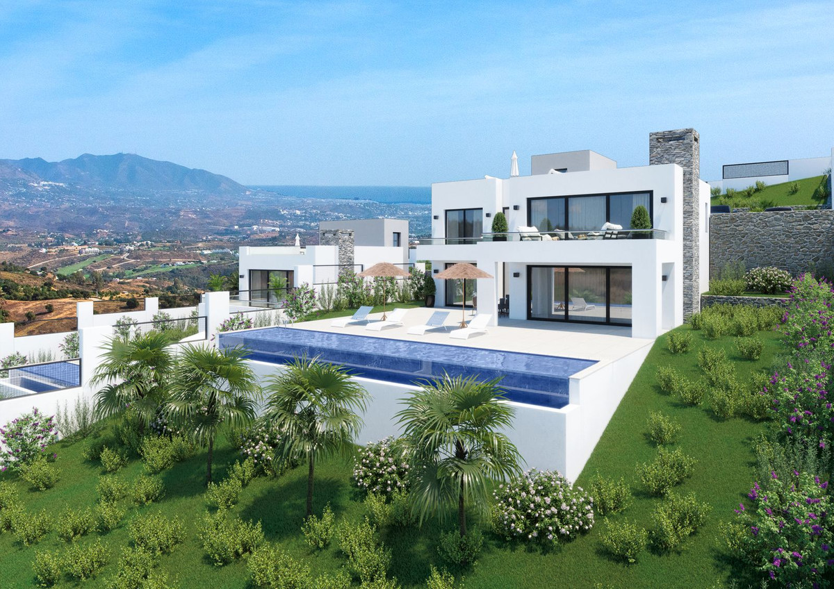 3 Bedroom Detached Villa For Sale La Mairena, Costa del Sol - HP4285579
