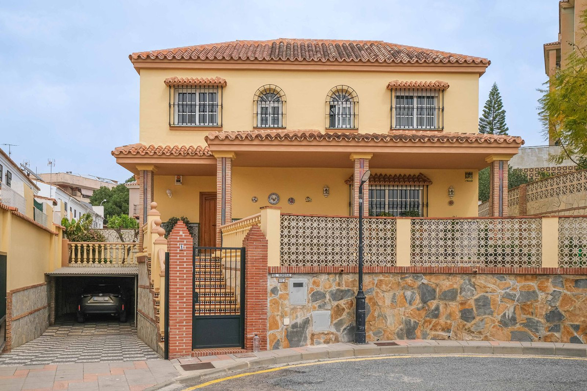 Villa - Chalet en venta en Las Lagunas R4682212