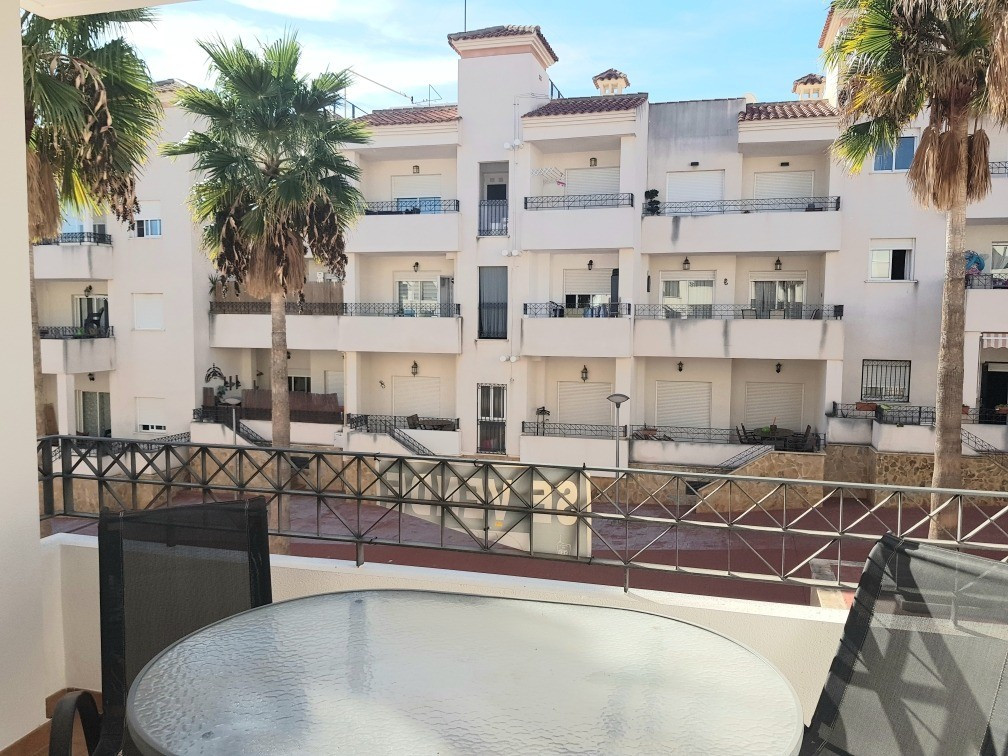 1 bed apartment in the center of La Nucia.

Has 1 bedroom, 2 terraces, 1 bathroom, beautifully maint, Spain