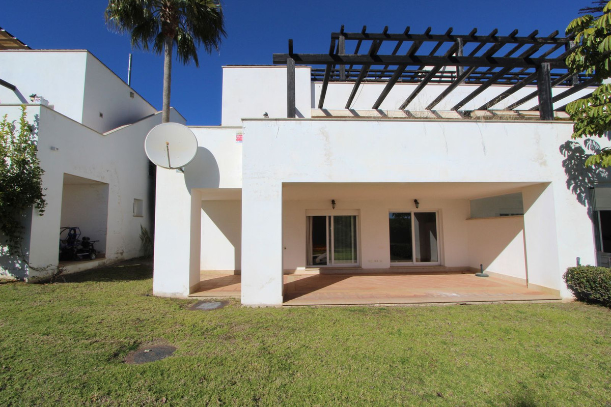 2 Bedroom Semi-Detached House For Sale Santa Clara, Costa del Sol - HP4232590