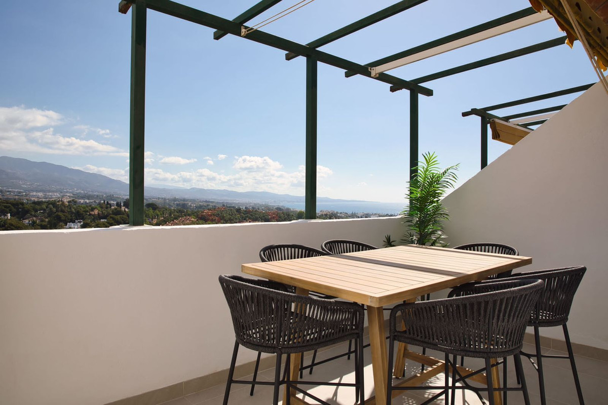 						Apartamento  Ático Dúplex
													en venta 
																			 en Nueva Andalucía
					