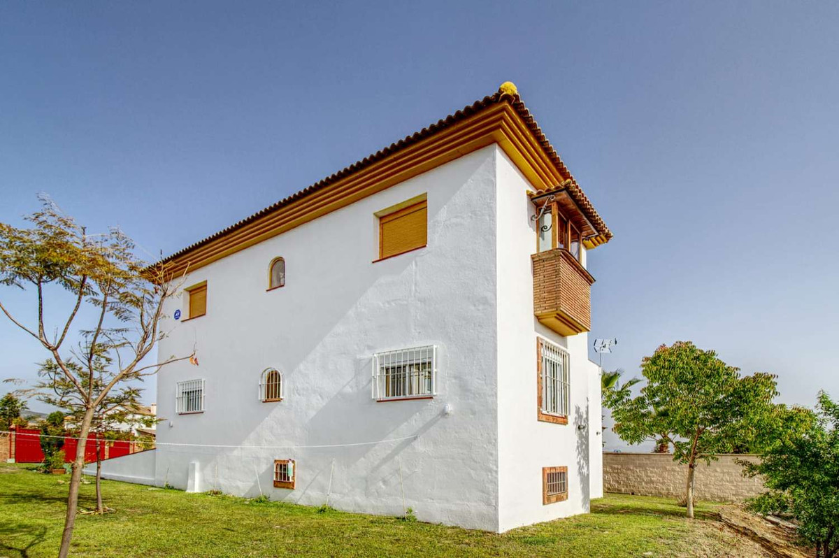 House in Alhaurín de la Torre R3903616 26