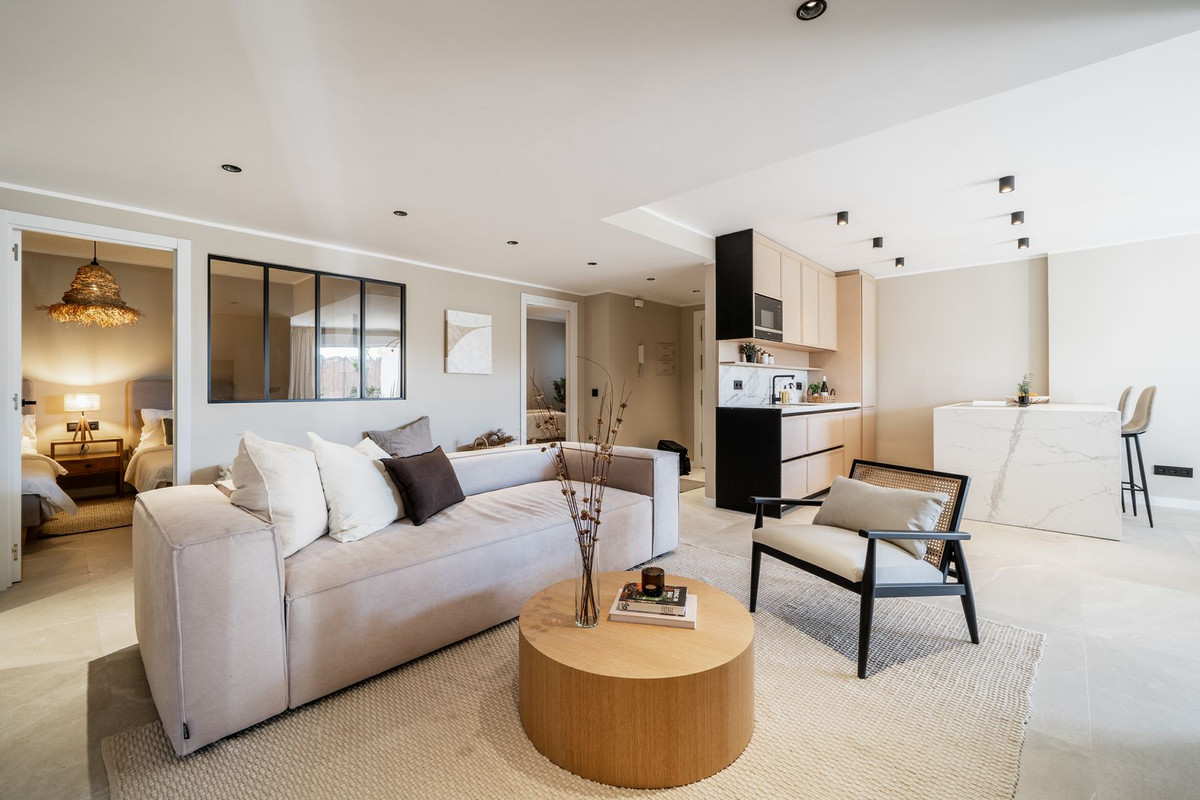4 Bedroom Ground Floor Apartment For Sale Marbella, Costa del Sol - HP4653601