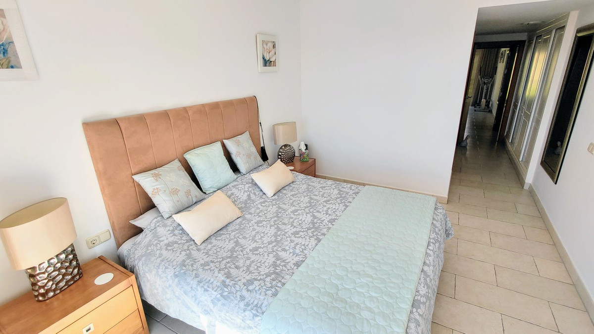 2 bed Property For Sale in Benahavis, Costa del Sol - thumb 15
