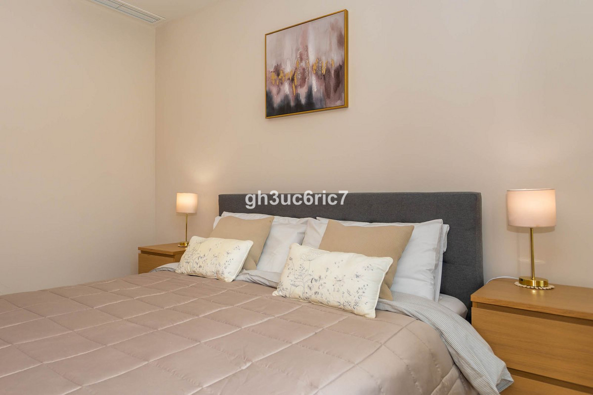 4 bedroom Apartment For Sale in La Cala de Mijas, Málaga - thumb 17
