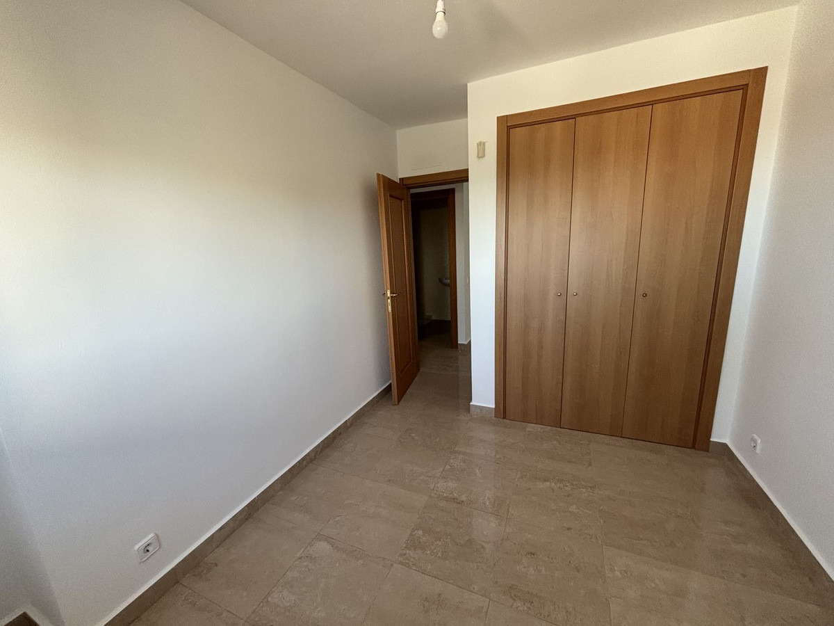 Appartement te koop in La Duquesa R4646317