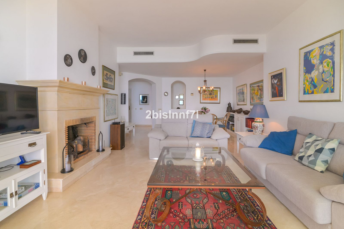 3 bedroom Apartment For Sale in Río Real, Málaga - thumb 3
