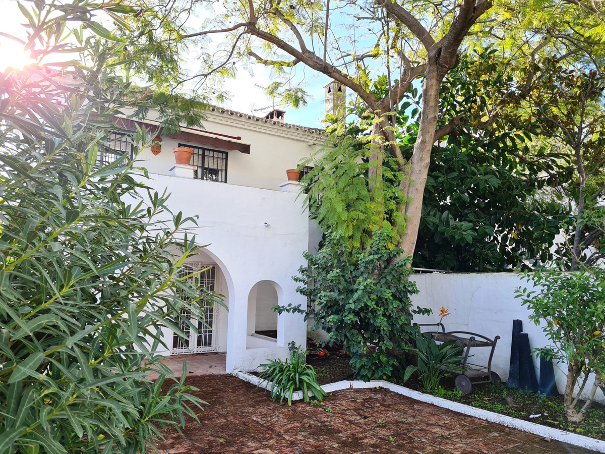Villa Semi Individuelle à Nagüeles, Costa del Sol
