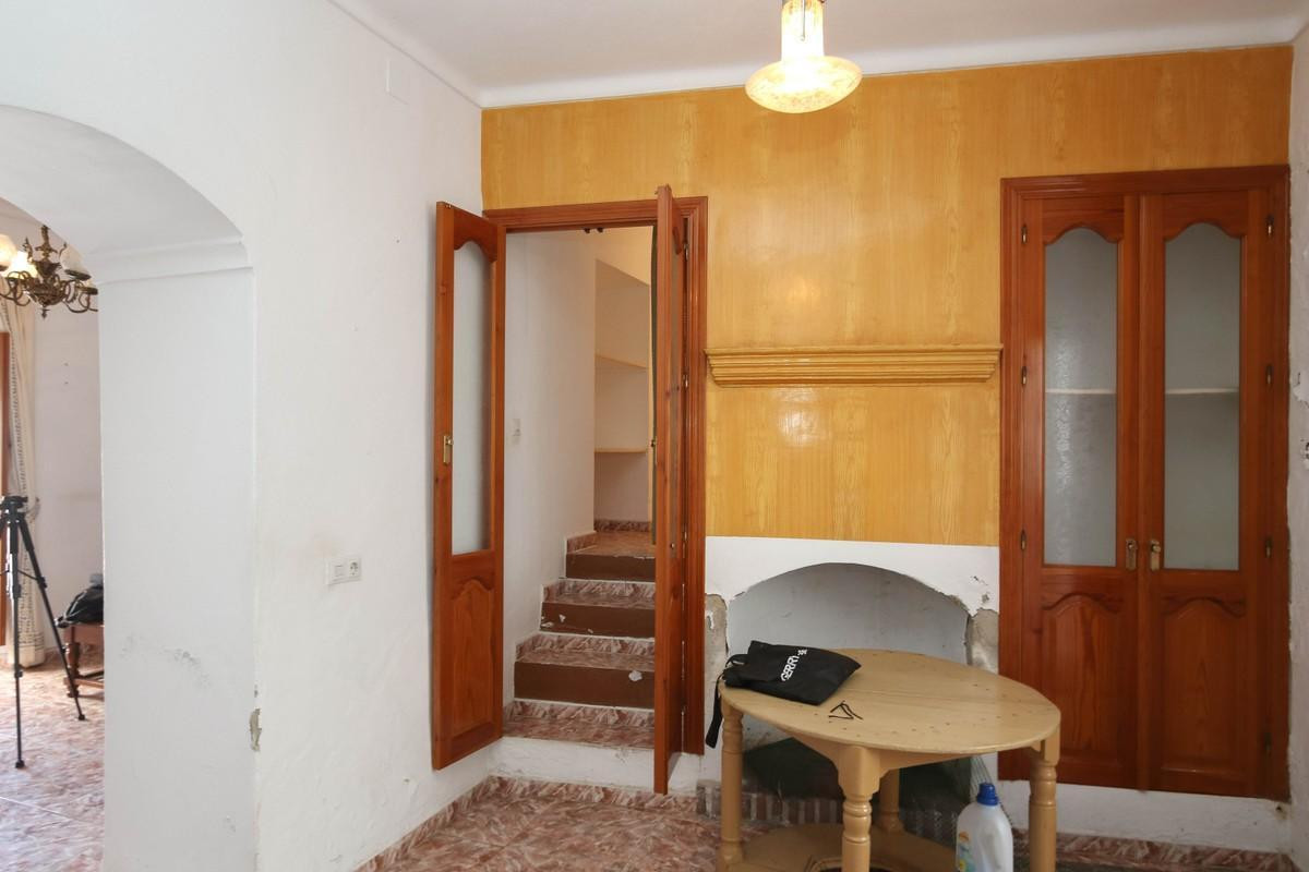 Townhouse in the very centre of Guaro