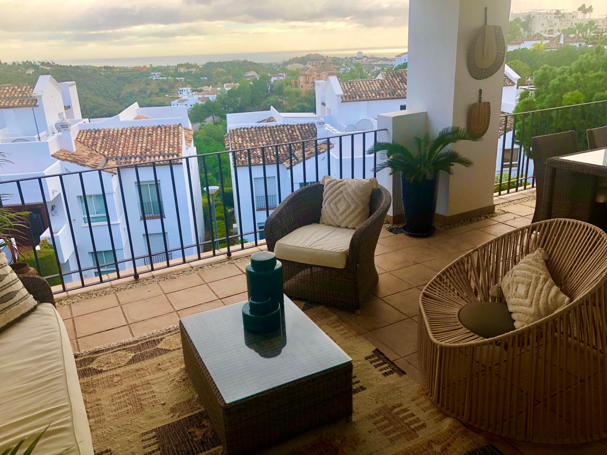 						Apartment  Middle Floor
													for sale 
																			 in La Quinta
					