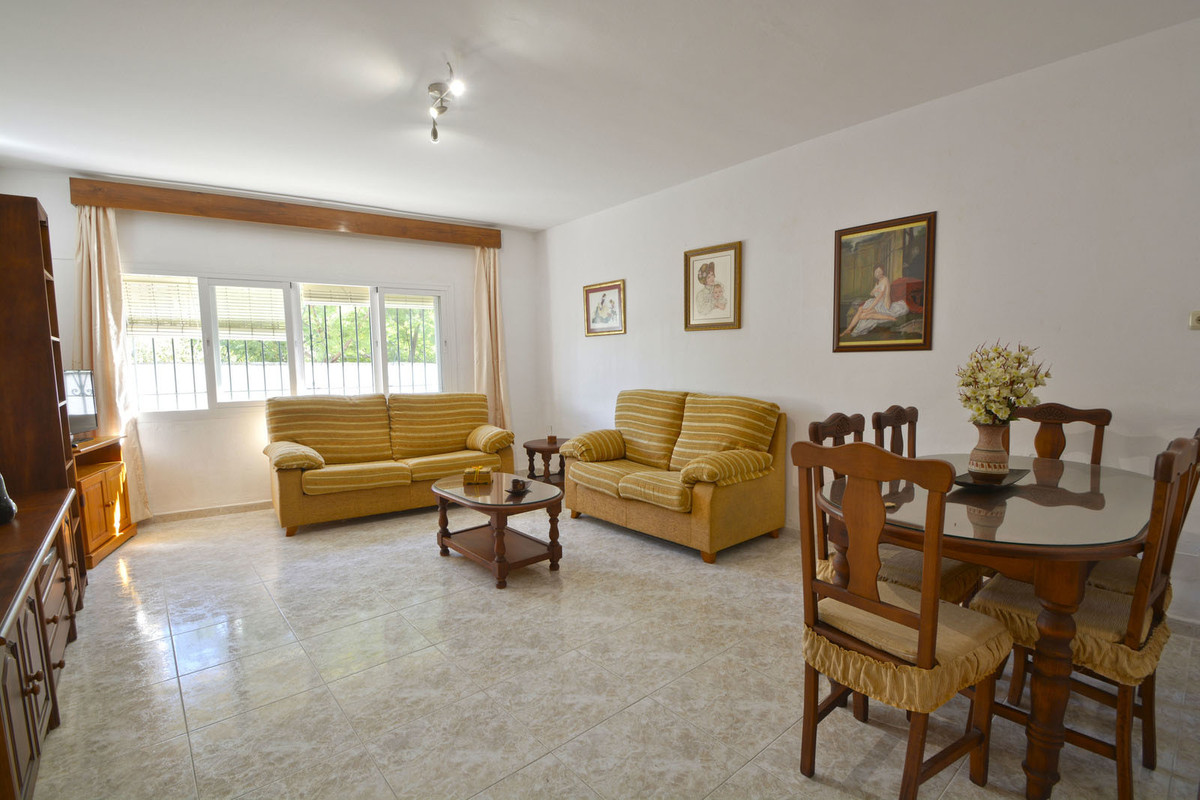Begane grond appartement te koop in Marbella R3769033