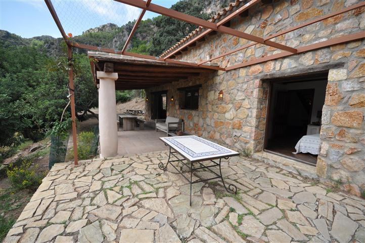 Villa te koop in Casares R4335409