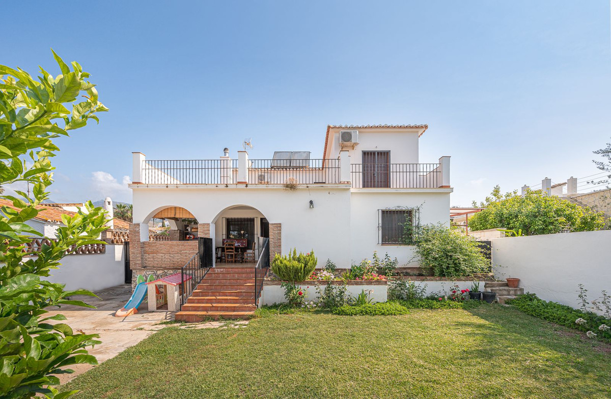 3 Bedroom Detached Villa For Sale Marbella, Costa del Sol - HP4317055