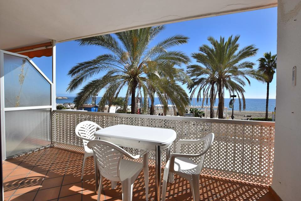 Middle Floor Apartment for sale in Fuengirola R4627912