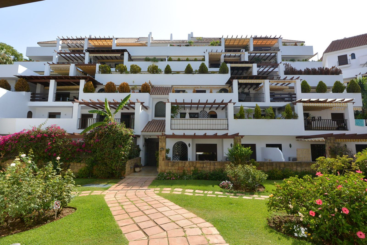 1 bedroom Apartment For Sale in The Golden Mile, Málaga