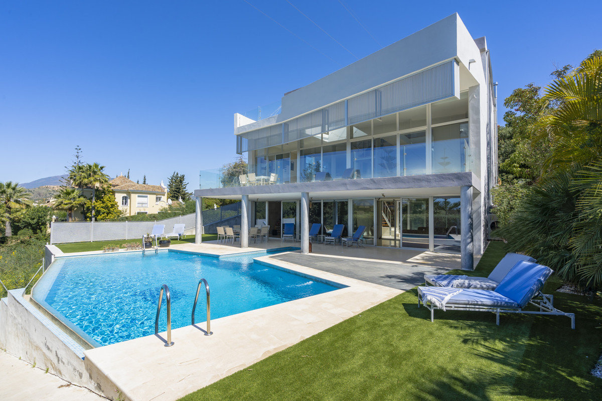 Villa - Chalet en venta en Estepona R4358464