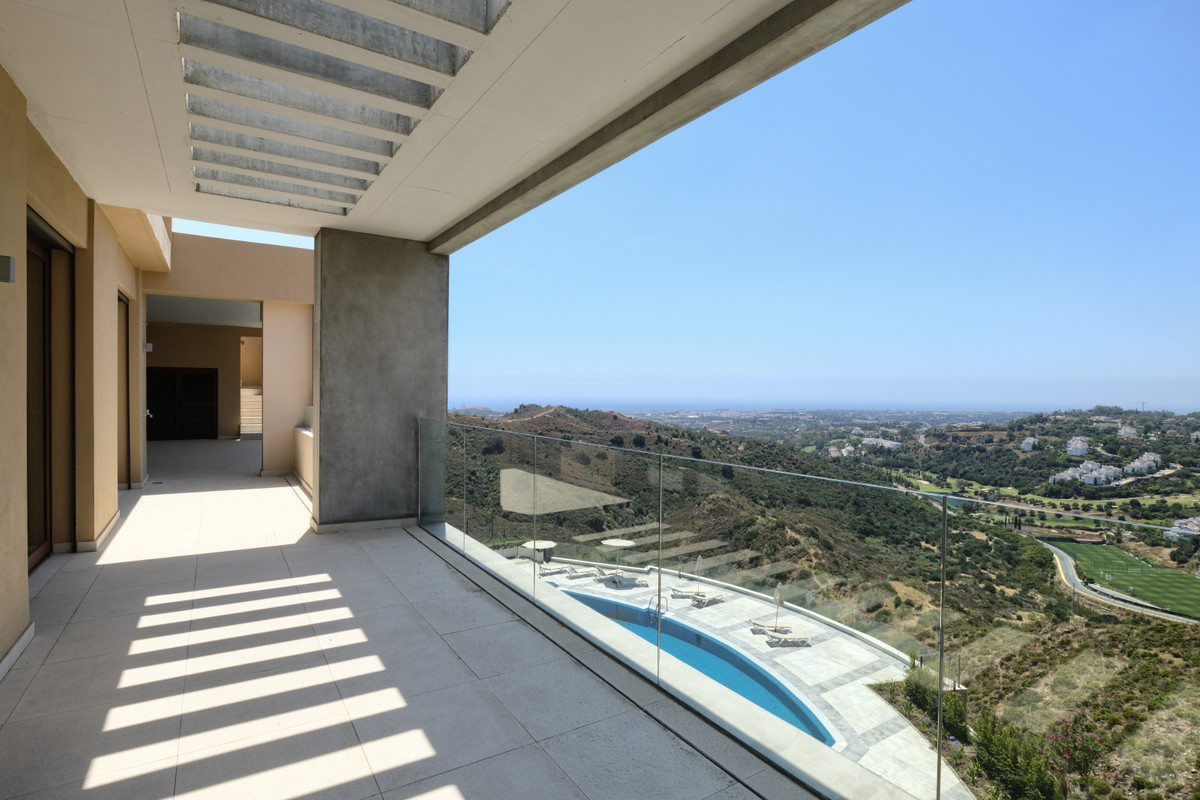 Penthouse for sale in La Quinta, Costa del Sol