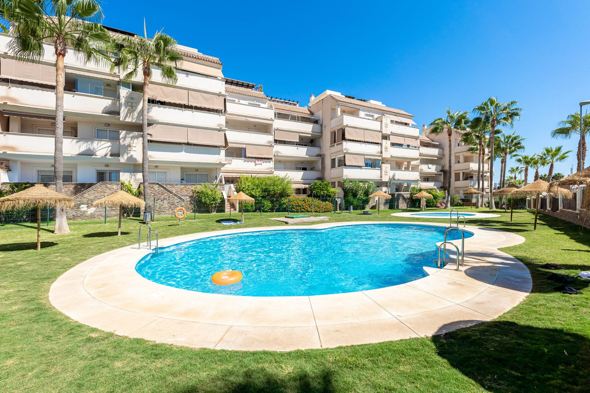 Located in the new top area of Torremolinos we find this apartment located on the second floor and f, Spain