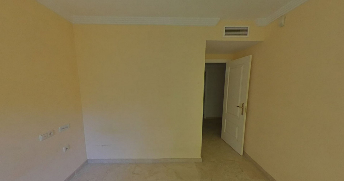 Appartement te koop in Río Real R4694914