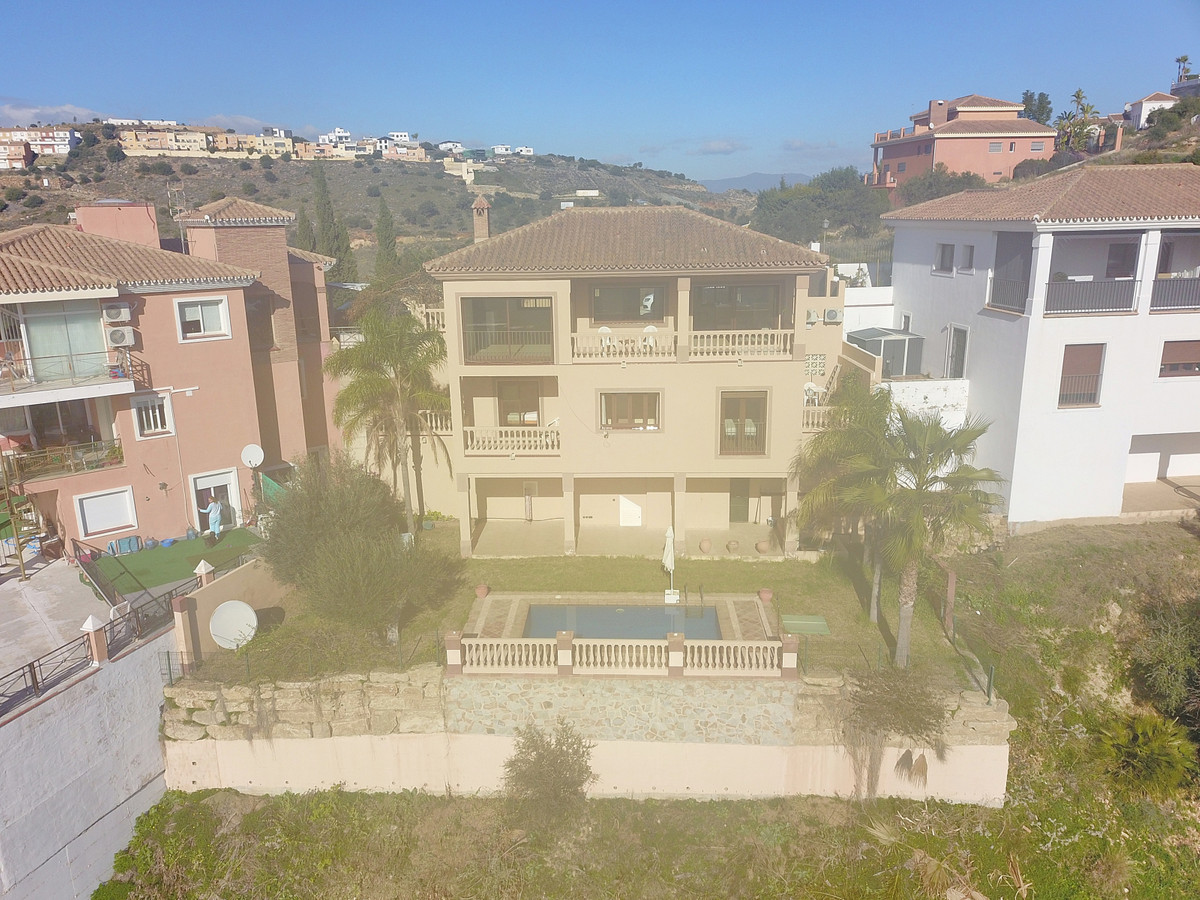 4 bed, 3 bath Villa - Detached - for sale in Coín, Málaga, for 375,000 EUR