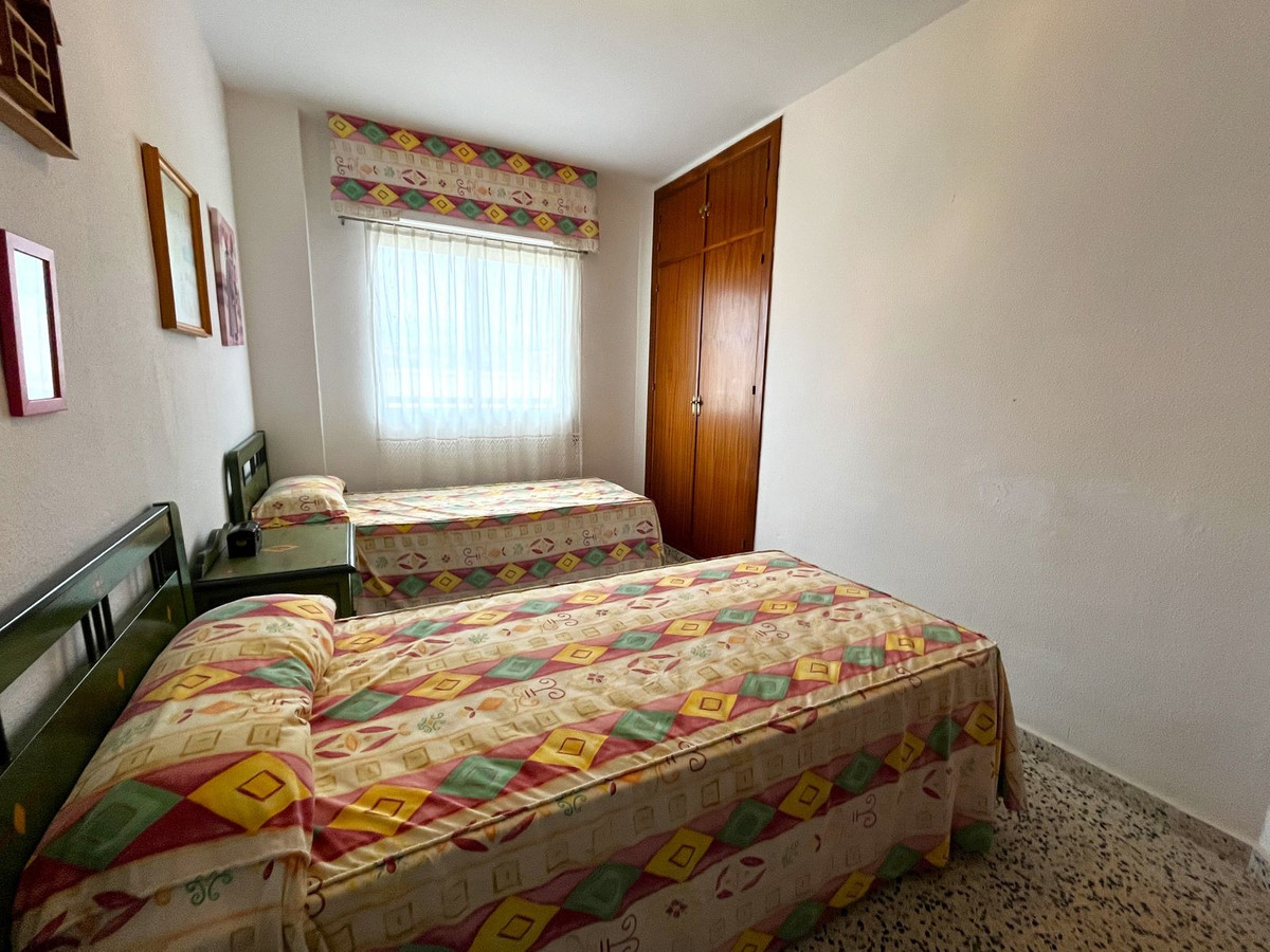 Apartamento con 3 Dormitorios en Venta San Luis de Sabinillas